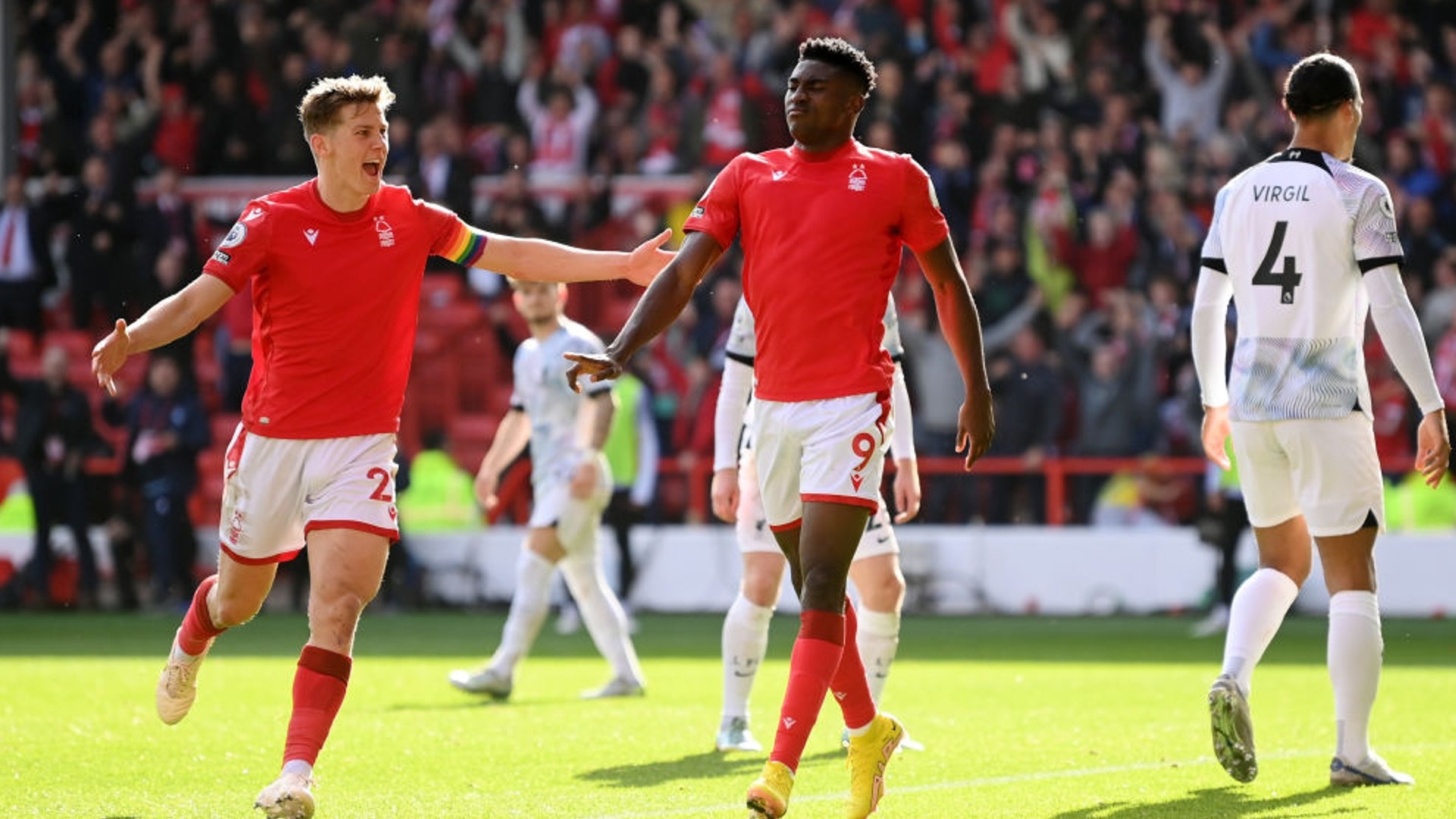 他的表现给 他的表现给